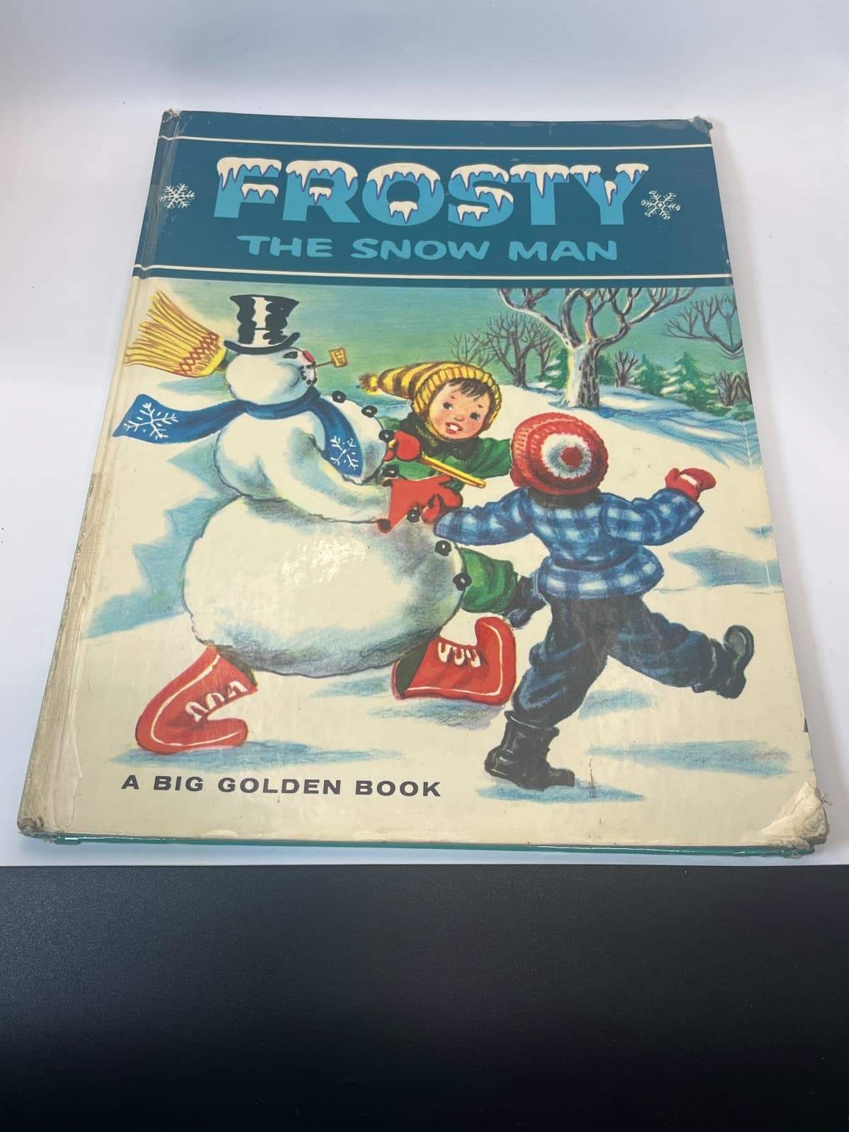 Frosty the Snow Man - A Big Golden Book by Annie North Bedford - front cover