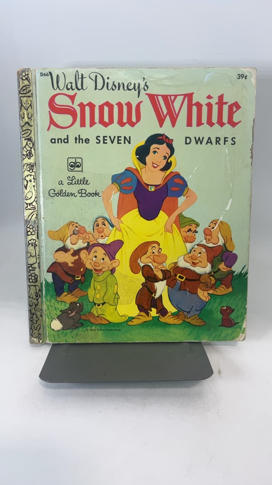 Walt Disney's Snow White and the Seven Dwarfs - Golden Book by Ken O'Brien & Al Dempster - front cover