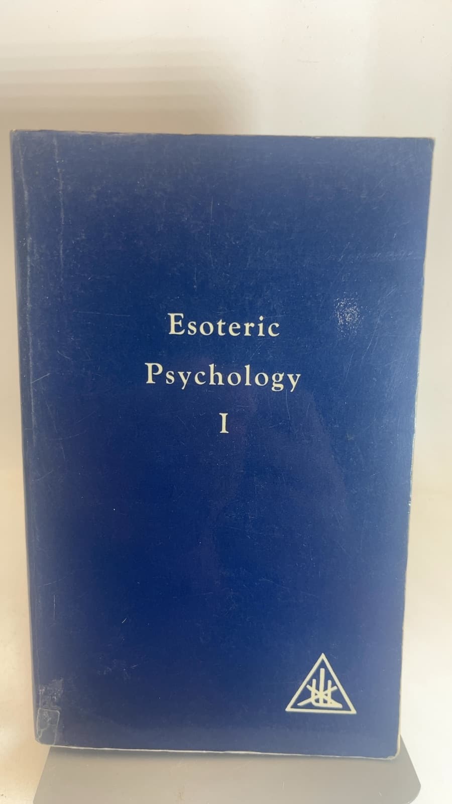 Esoteric Psychology Volume I: A Treatise on the Seven Rays by Alice A. Bailey - front cover
