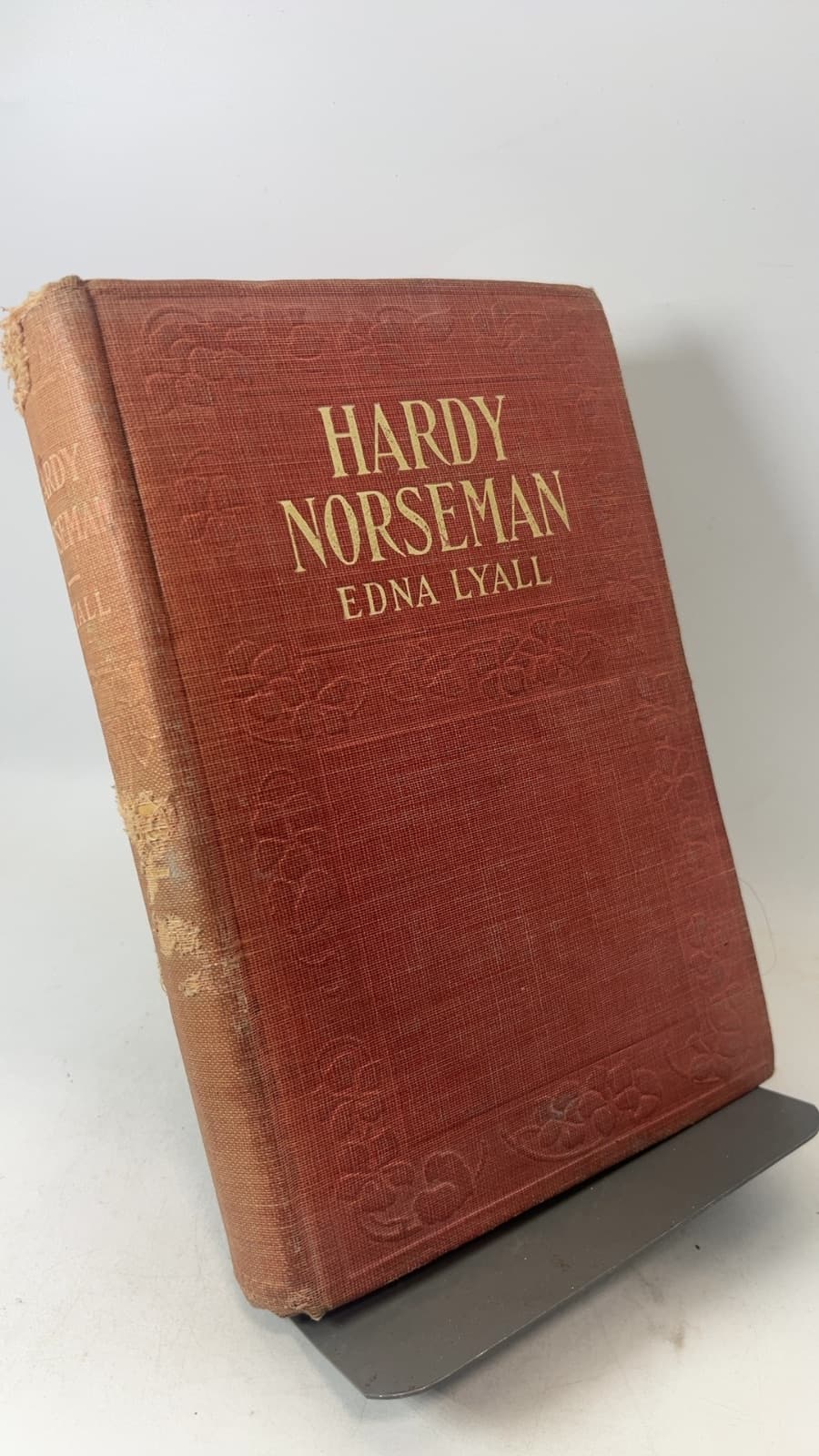 Hardy Norseman by Edna Lyall - front cover