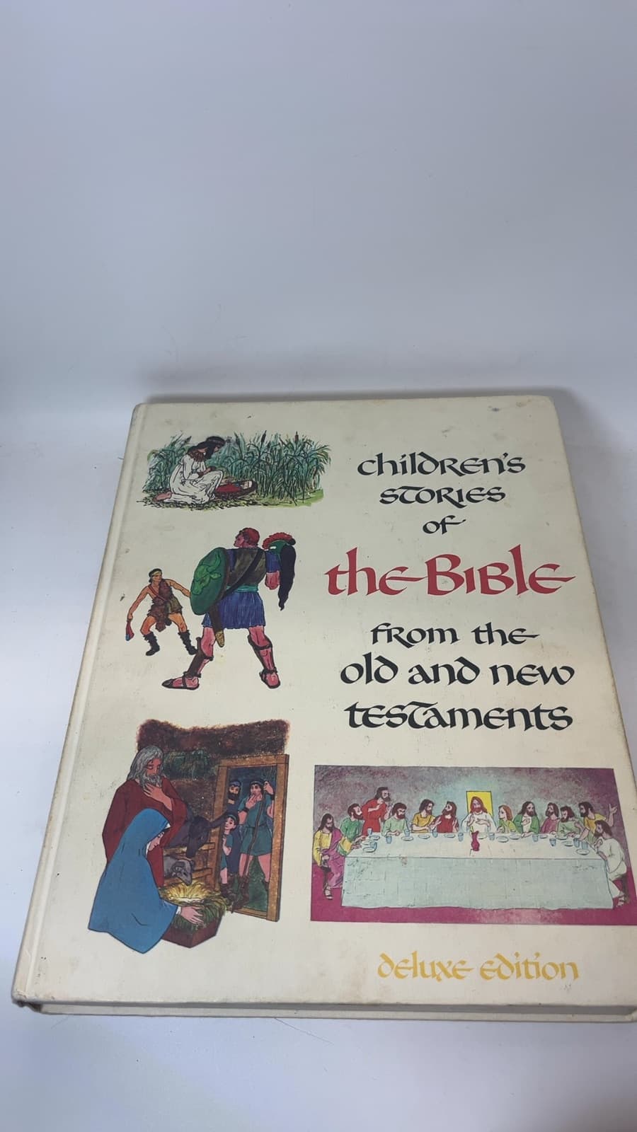 Children's Stories of the Bible from the Old and New Testaments by Edited by Barbara Taylor Bradford - front cover