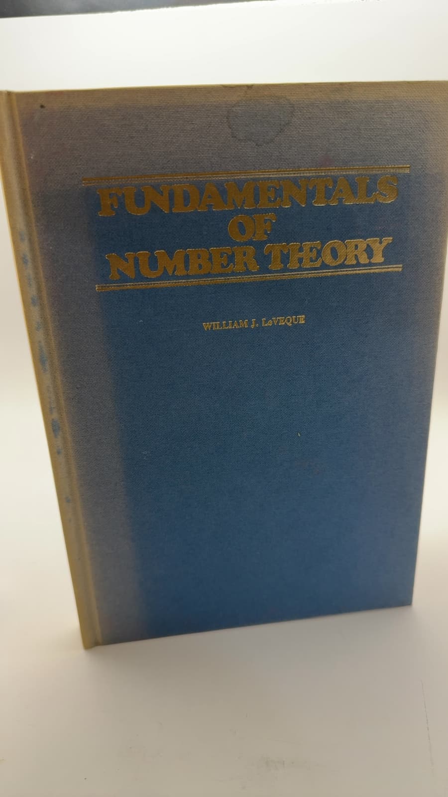 Fundamentals of Number Theory by William J. LeVeque - front cover