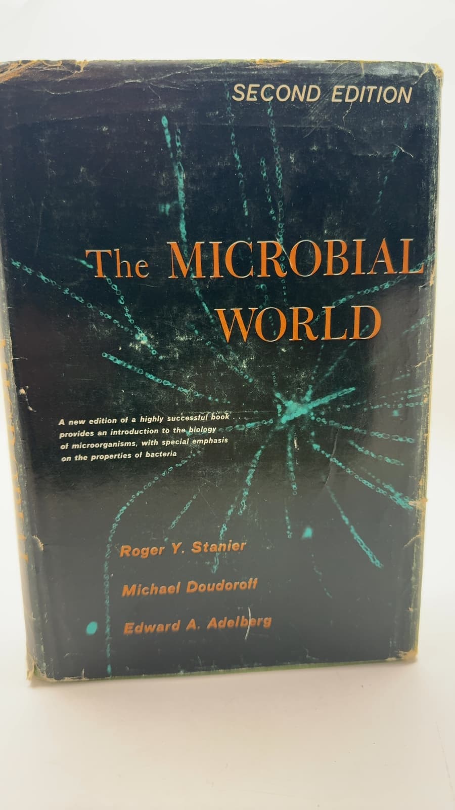 The Microbial World by Roger Y. Stanier, Michael Doudoroff, Edward A. Adelberg - front cover