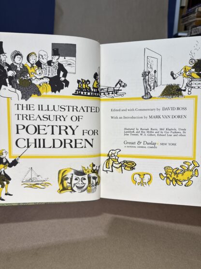 The Illustrated Treasury of Poetry for Children [Hardcover] David Ross 1970 - Image 2