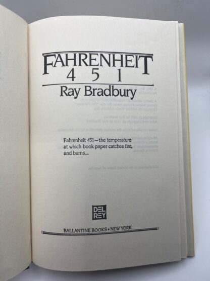 Fahrenheit 451 - Ray Bradbury - Book Club Edition(1979) - Image 2