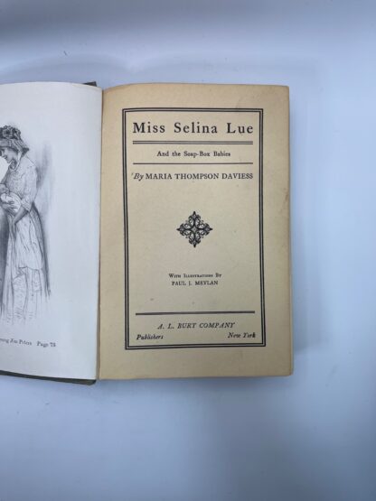 Miss Selina Lue - Image 3