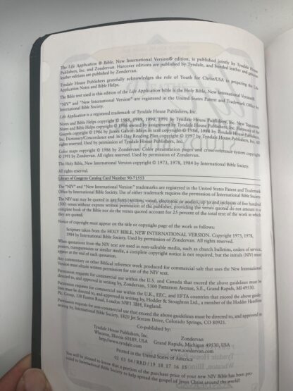 Life Application Study Bible - Green Bonded Leather - NIV - Image 4