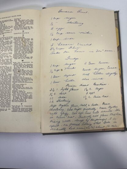 The Household Searchlight Recipe Book - 1945 - Image 7