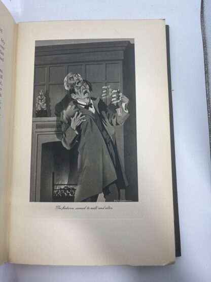 The Strange Case of Dr. Jekyll and Mr. Hyde - Dodd, Mead & Company - 1930 Illustrations by Beaman - Image 16