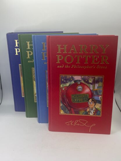 Harry Potter Gift Set Deluxe Signature Edition w Slipcase - Books 1-4 - Image 6