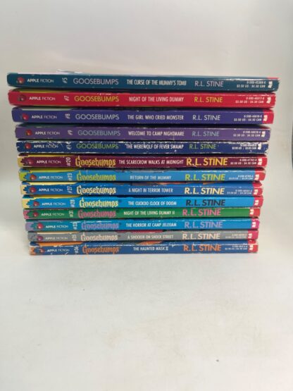 Goosebumps - Mixed Lot of 13 Books (1990's) - Cover