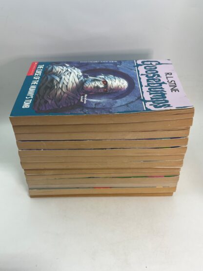 Goosebumps - Mixed Lot of 13 Books (1990's) - Image 5
