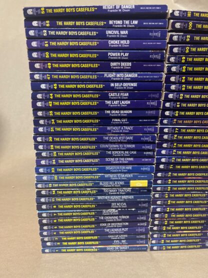 The Hardy Boys Casefiles - Mixed Lot of 60 - Image 3