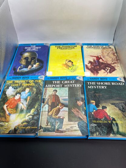 The Hardy Boys - Mixed Lot of 11 - Glossy Flashlight Edition - Image 5