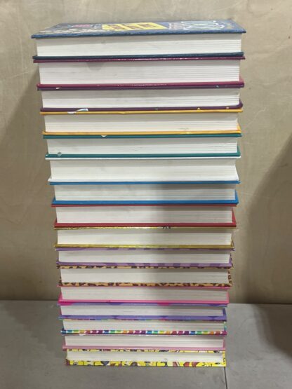 Dork Diaries Book Series - Lot of 16 - Image 3