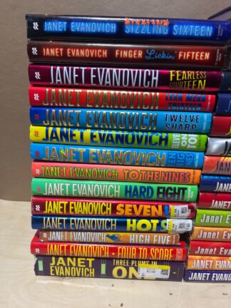 Stephanie Plum Lot of 30 - Three Plums in One(1-3) - Books 4-28 & 4 Between the Numbers - Cover