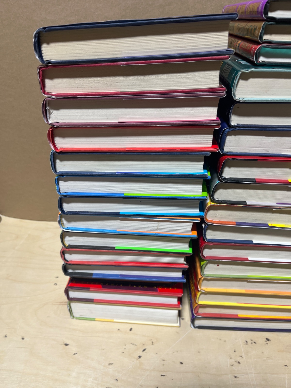 Stephanie Plum Lot of 30 - Three Plums in One(1-3) - Books 4-28 & 4 Between the Numbers - Image 7