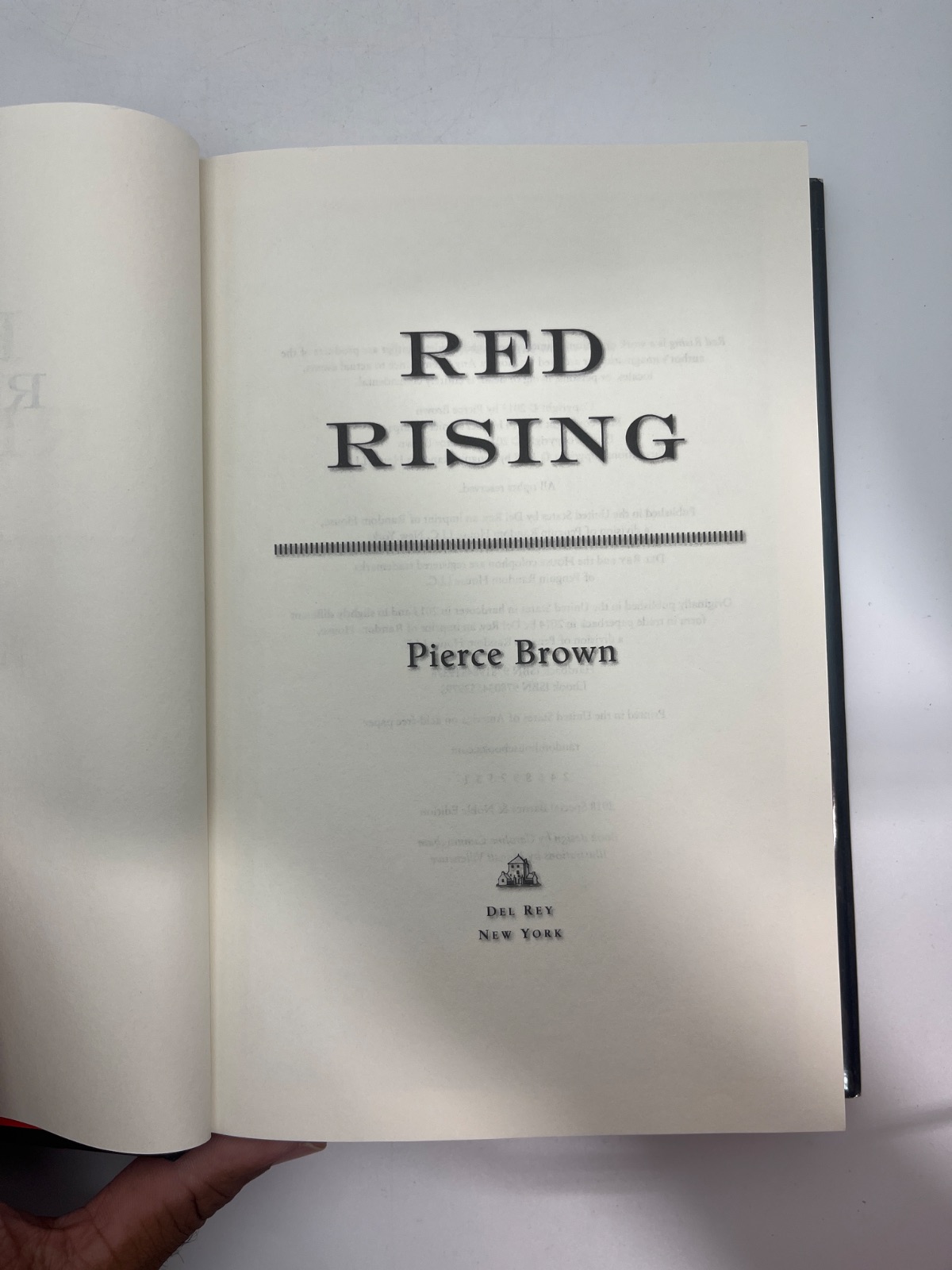 Red Rising - Barnes & Noble Edition - Image 9