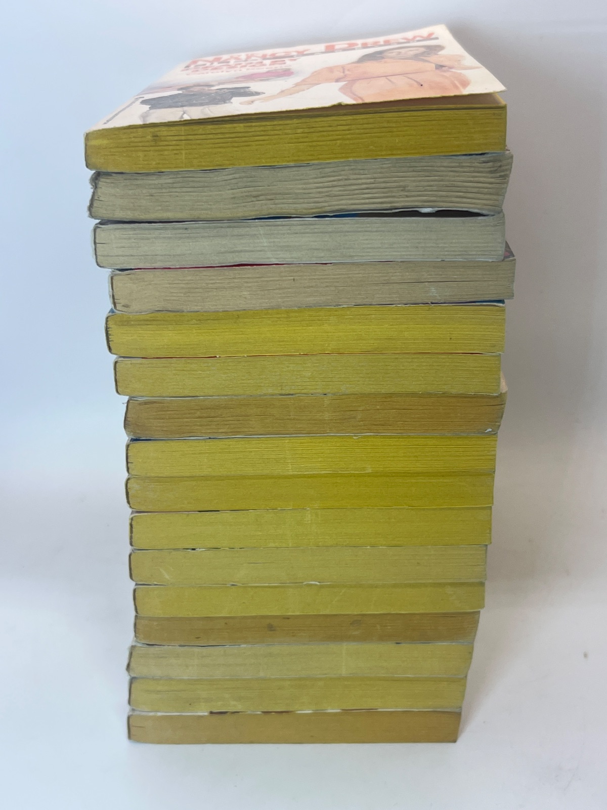 The Nancy Drew Files - Mixed Lot of 16 - Image 2