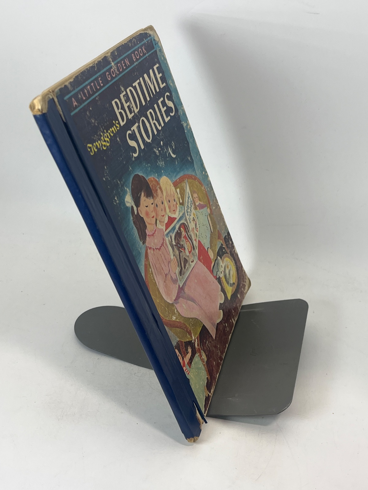 Bedtime Stories - A Little Golden Book - Image 2