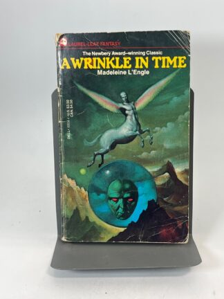 A Wrinkle in Time - Laurel-Leaf Fantasy - Cover