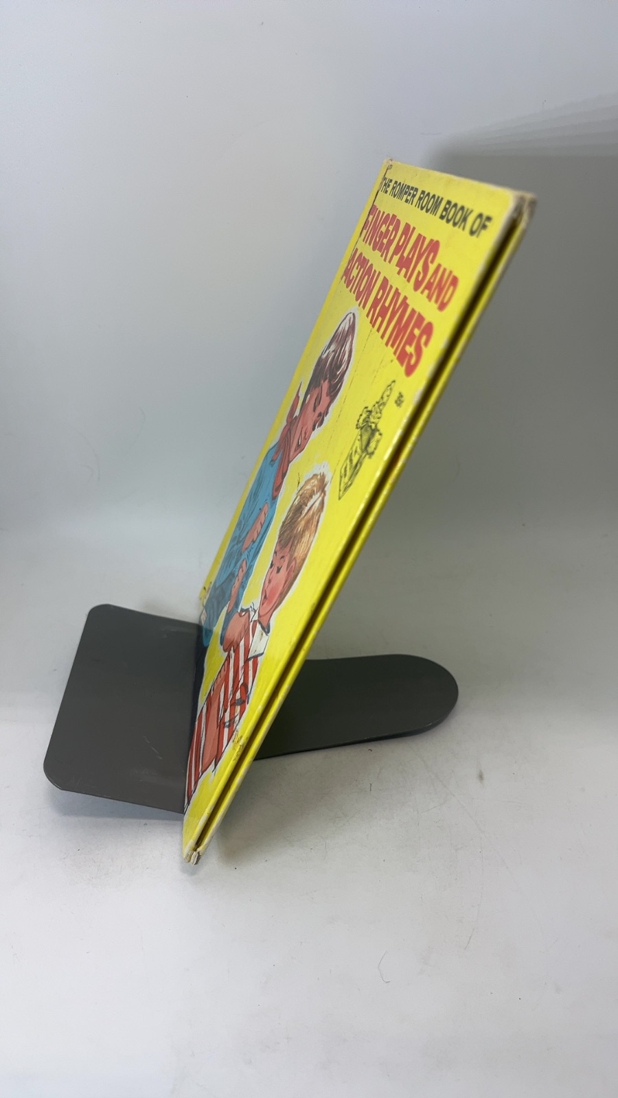 The Romper Room Book of Finger Plays and Action Rhymes - Image 2