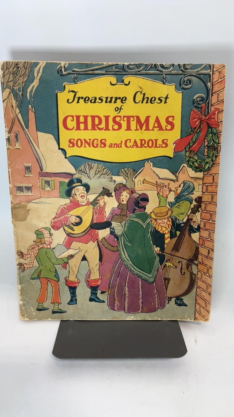 Treasure Chest of Christmas Songs and Carols - Cover