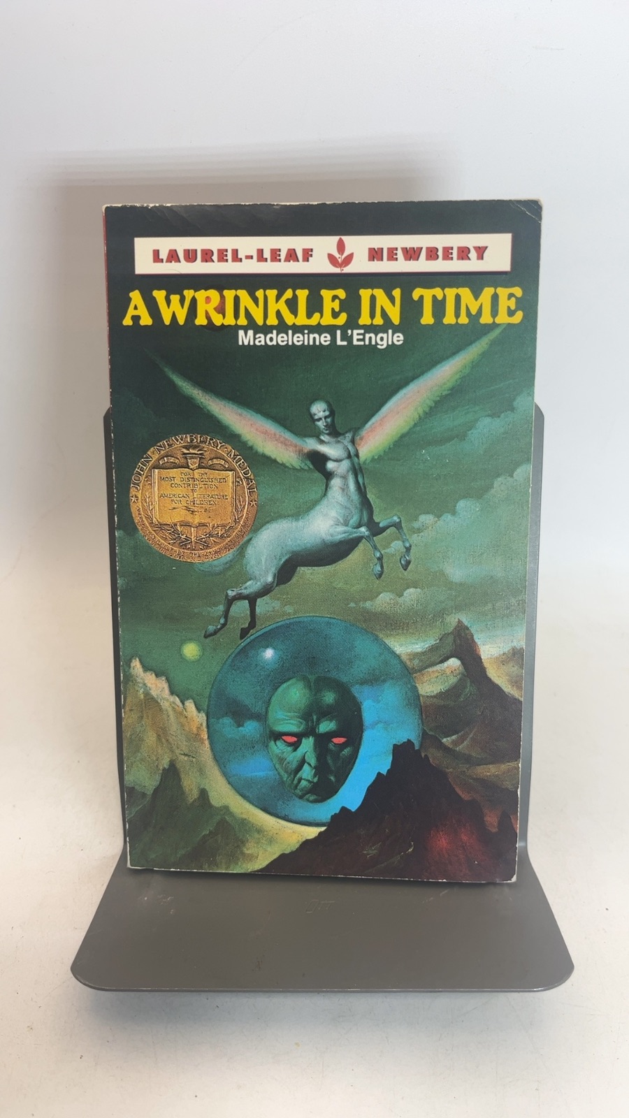 A Wrinkle in Time - Cover