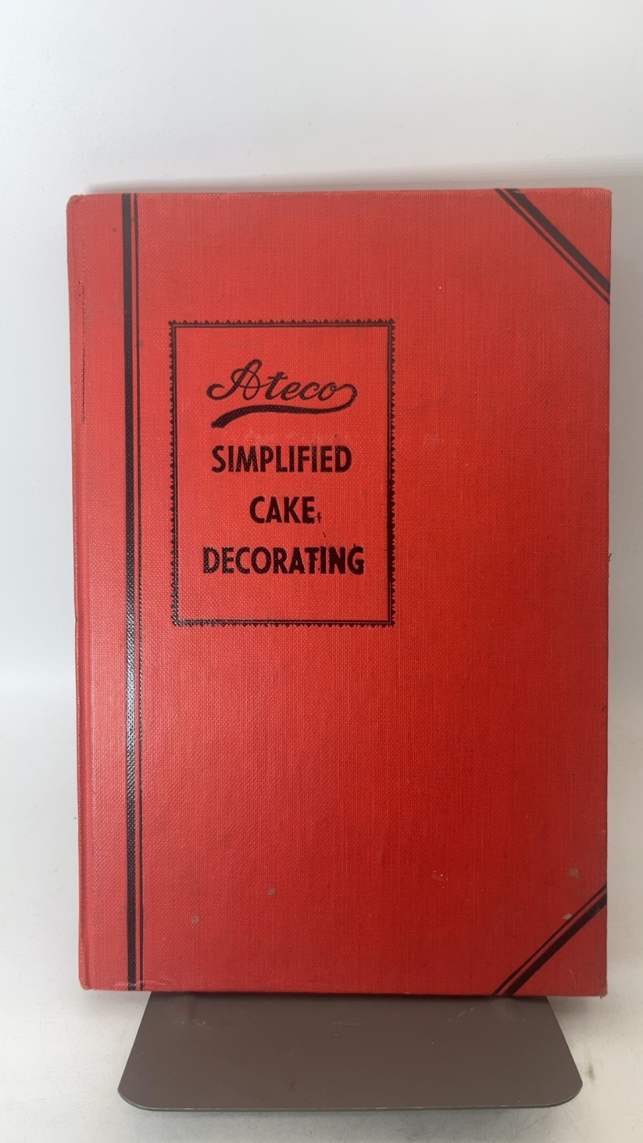 Ateco Simplified Cake Decorating - Cover