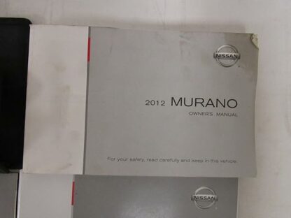 2012 Nissan Murano Owners Manual [Paperback] Nissan - Image 4