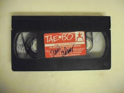 Tae-Bo Workout: Instructional [VHS] [VHS Tape] - Image 4